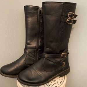 Girls tall boots faux snake skin